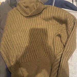 MK TURTLENECK